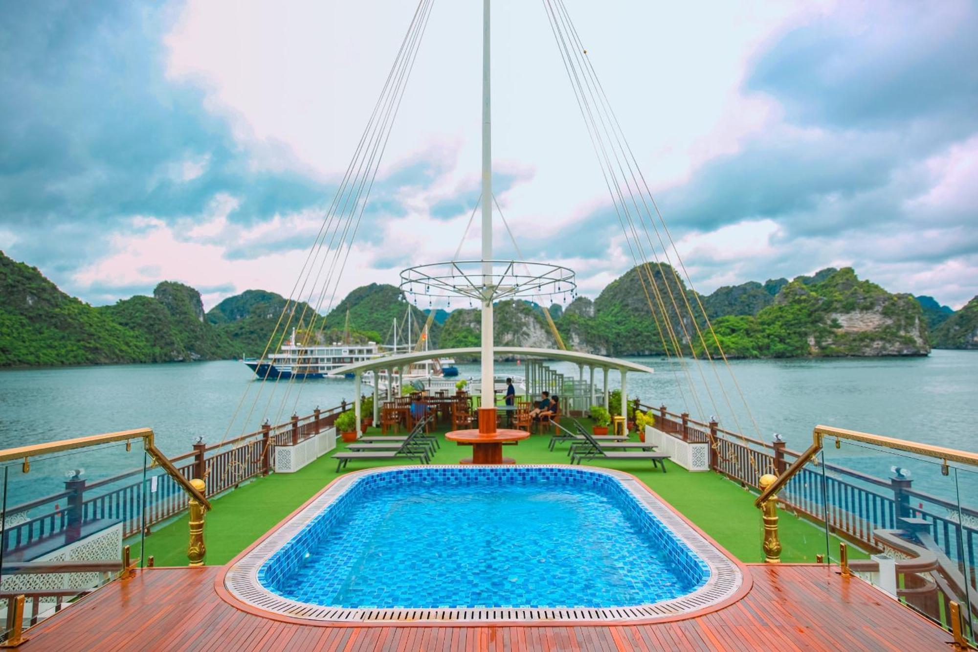 Отель Le Journey Elegance Cruise Халонг Экстерьер фото